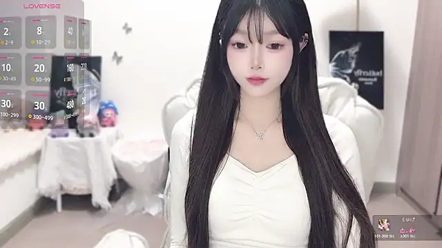 -EEBABY online show from December 1, 8:55 pm