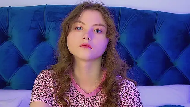 KeiraAsti online show from September 26, 6:16 pm