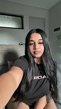 LilMisIndianx online show from March 25, 2:53 pm