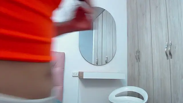 pinky f00x online show from December 20, 8:02 pm