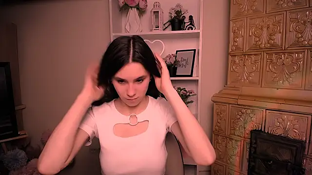 RosaRay  online show from April 2, 6:44 am