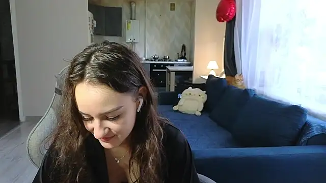 BelleWild online show from October 10, 4:39 am