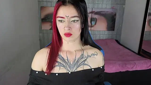 Snapshot of _lucia_21 chatting on September 22, 8:29 pm lucia 21 online show from September 22, 8:29 pm