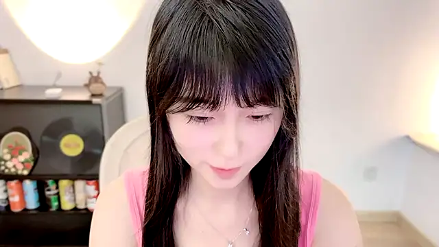 Onechestnut online show from July 14, 12:21 pm