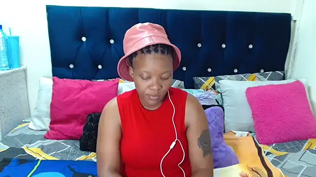 SexyMellon online show from October 19, 7:05 pm
