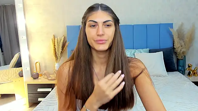 MaggieTurner online show from September 24, 1:37 am