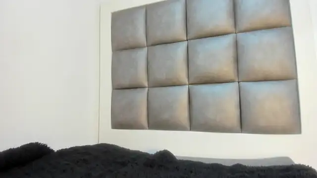 Mia lopez   online show from October 17, 2:20 pm