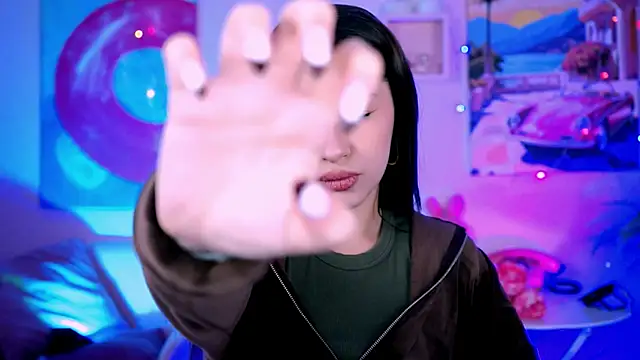 KimClarks  online show from October 4, 4:44 pm