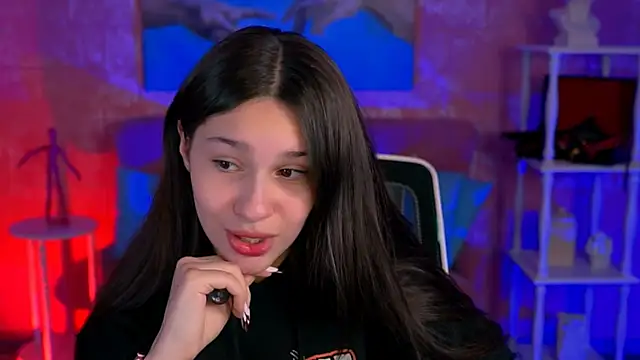 KimClarks  online show from October 7, 9:46 am