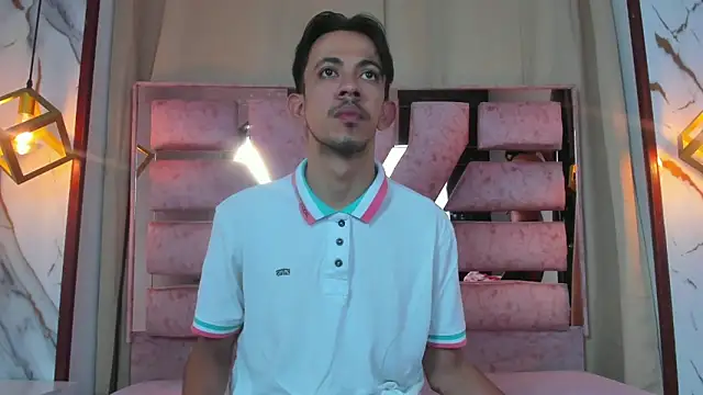 kameron and Nick online show from November 25, 8:20 pm