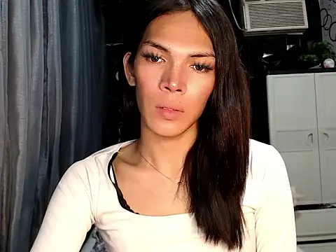 ladyhotcuming online show from June 2, 7:26 pm