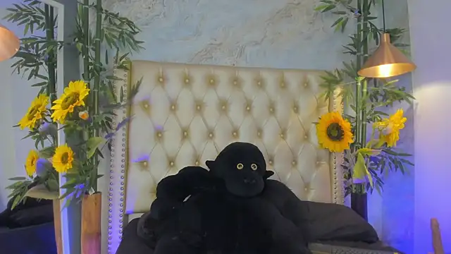 LittleeJaz online show from February 21, 6:47 am