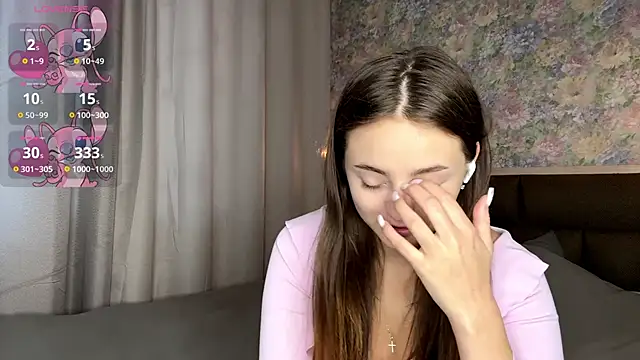 LoraDavi online show from March 20, 8:08 am