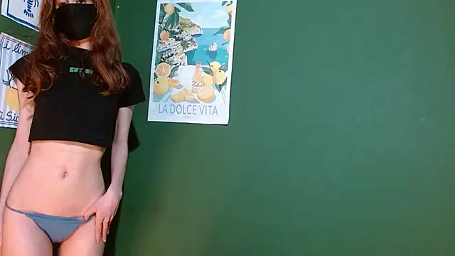 Roxiehood online show from February 10, 1:52 am