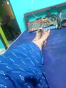 Villageanuty online show from February 13, 8:05 am