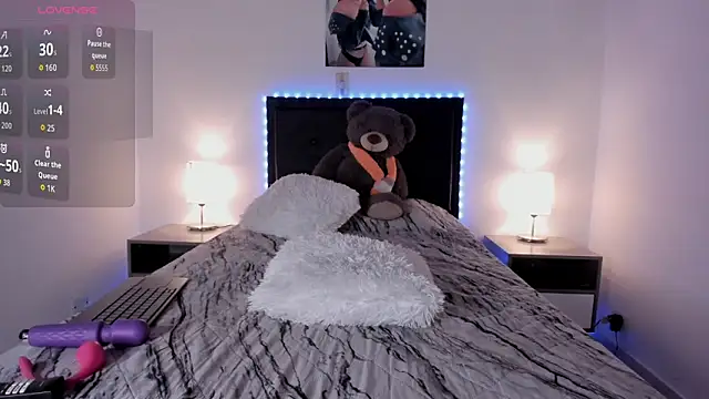  alana grey  online show from February 9, 1:30 am