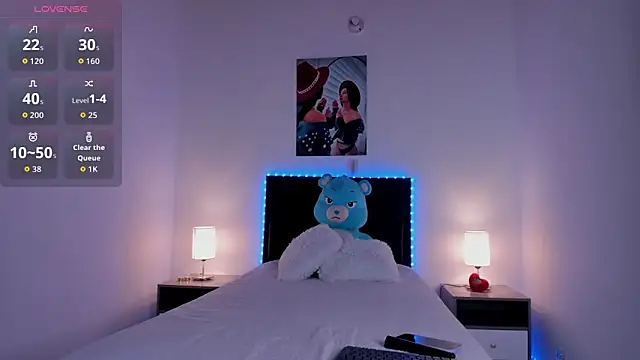  alana grey  online show from March 2, 1:07 pm