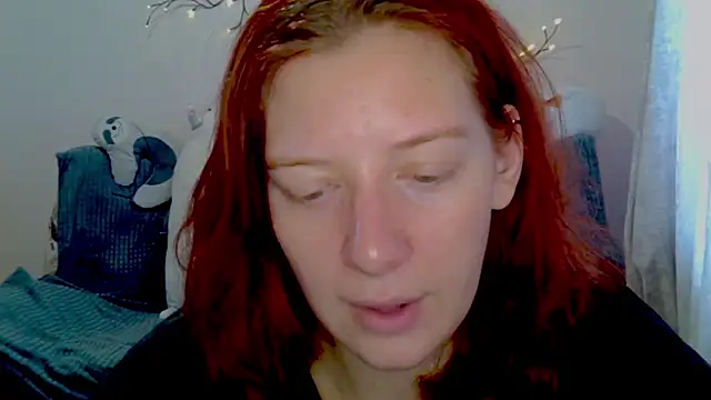 Lily Ember online show from February 14, 9:11 am