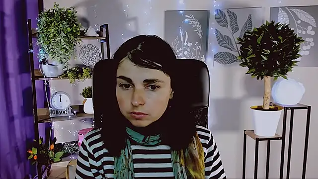 MartaEdams online show from April 15, 6:36 am