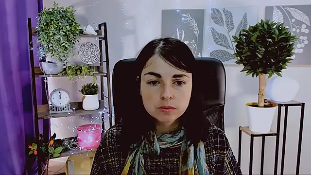 MartaEdams online show from April 14, 6:24 am