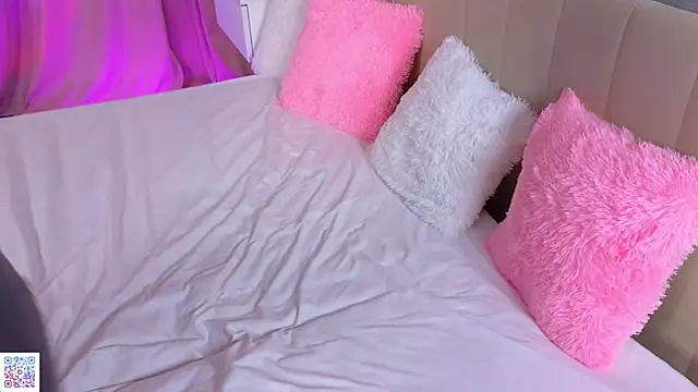 SweetyLali online show from November 22, 5:04 pm