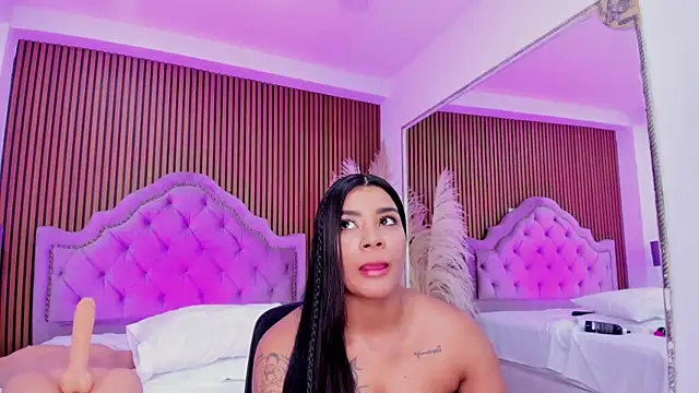 SelenaStonne online show from December 21, 8:46 pm