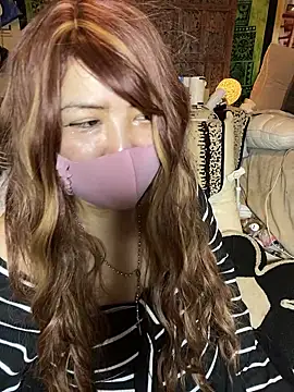 xoxLILxMELOxox online show from November 4, 2:00 pm