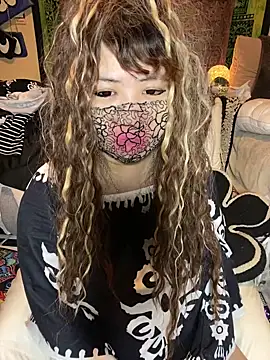 xoxLILxMELOxox online show from October 4, 5:06 pm