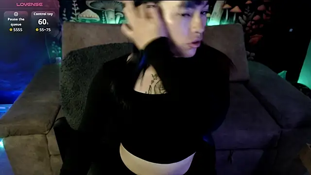 LunaBunny8 online show from September 27, 1:13 am