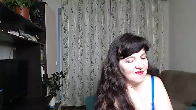 Illusionq online show from December 2, 5:31 am