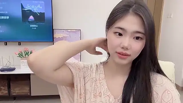 Snapshot of suki-1 chatting on October 22, 2:11 pm suki-1 online show from October 22, 2:11 pm