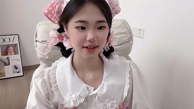 suki-1 online show from March 15, 3:58 pm