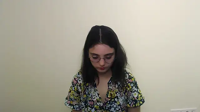 Sun Shine   online show from April 7, 9:39 pm