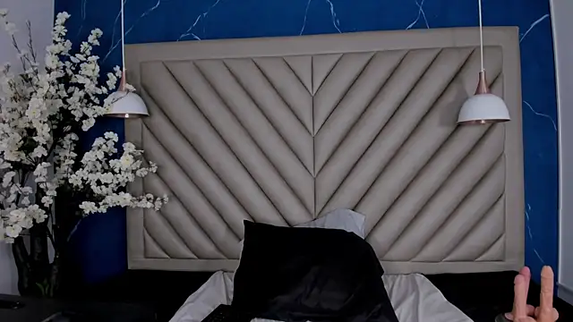 Ibbie drastic online show from October 17, 12:52 pm