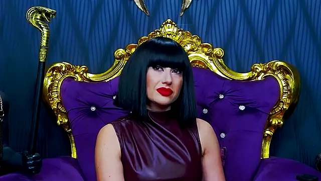 LaraMaeve online show from November 13, 1:10 pm