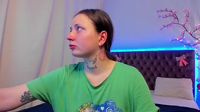 LilaVame online show from November 22, 2:09 pm