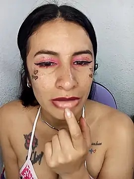 karinnahotdirty online show from January 31, 8:51 pm