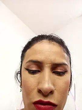 karinnahotdirty online show from January 8, 8:46 pm