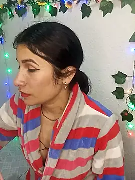 karinnahotdirty online show from March 12, 10:12 pm