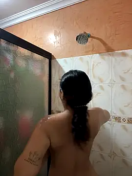 effie castroo online show from October 26, 4:46 pm