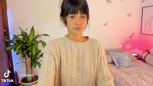 princessluna 19 online show from April 1, 9:34 pm