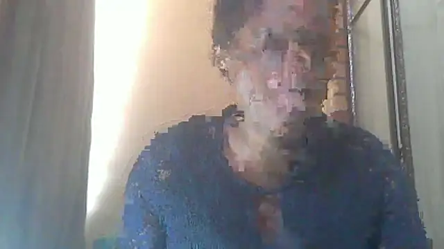 sexythae32 online show from December 23, 8:40 am