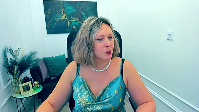 NinaStarle online show from March 21, 8:19 am