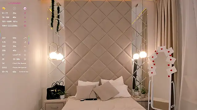 Nelly Kimm online show from February 12, 1:18 am