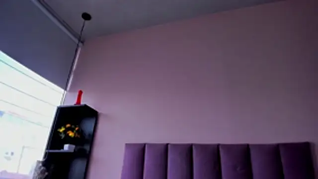 violet myerrs online show from April 18, 1:46 pm