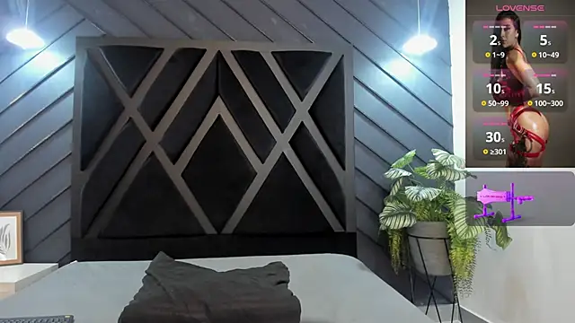 zoe martins  online show from November 13, 5:34 pm