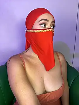 Aisha Malek online show from February 21, 8:09 pm