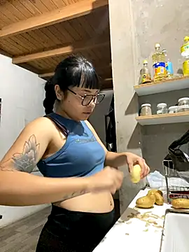 morochitaculon4 online show from November 13, 12:42 am