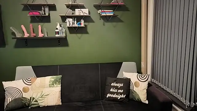 Eveline Beauty Kitty online show from December 3, 4:53 pm