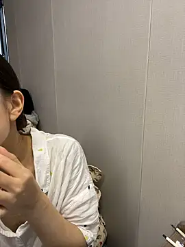 haiyan125216 online show from October 9, 7:23 am